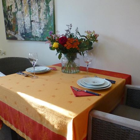 Vakantiehuis Onder De Peppel Met Sauna En Jacuzzi Wijk en Aalburg Ngoại thất bức ảnh